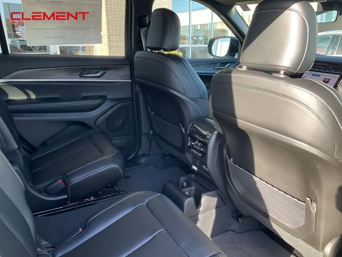 New 2025 Jeep Grand Cherokee L Limited w/ Trailer Tow Package AWD/4WD image 20