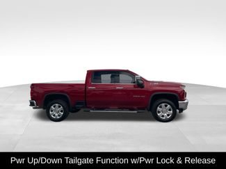 Used 2021 Chevrolet Silverado 2500 LTZ w/ LTZ Premium Package video 4