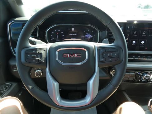 Certified 2026 GMC Sierra 1500 SLT w/ SLT Premium Plus Package AWD/4WD image 39