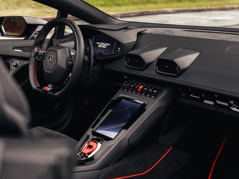 Used 2020 Lamborghini Huracan EVO AWD/4WD image 88
