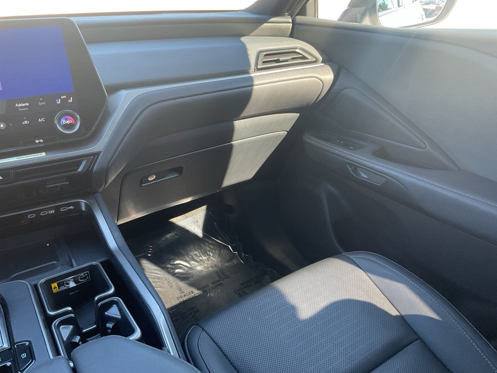 Used 2024 Lexus TX 350 FWD w/ Captains Chair Package image 15