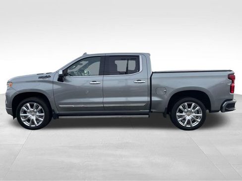 Used 2023 Chevrolet Silverado 1500 High Country w/ High Country Premium Package image 4