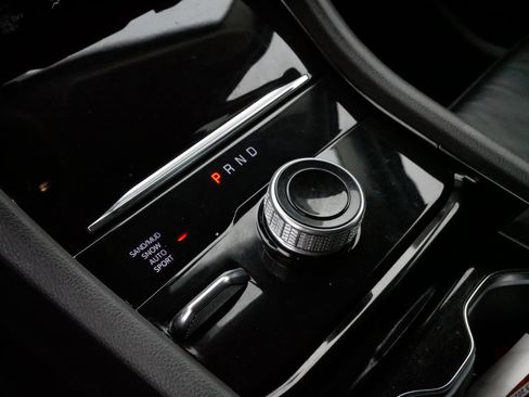 Used 2023 Jeep Grand Cherokee L Limited w/ Black Appearance Package image 24