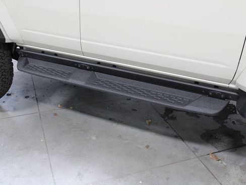 New 2025 Ford Bronco Raptor image 11