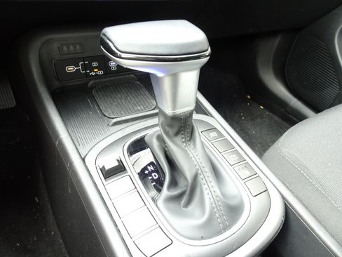 New 2026 Hyundai Kona SEL Sport AWD/4WD image 16