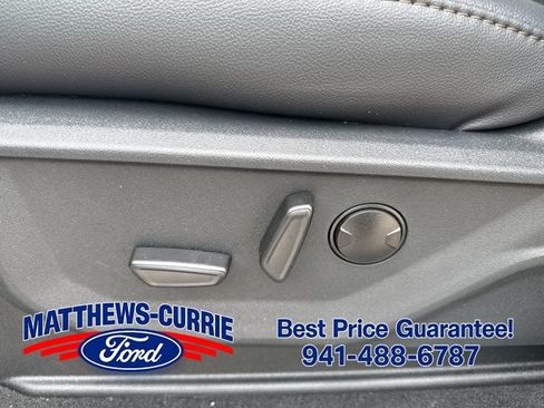 New 2026 Ford F250 Lariat w/ Black Appearance Package AWD/4WD image 11