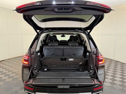 Used 2023 BMW X7 xDrive40i w/ Executive Package image 24