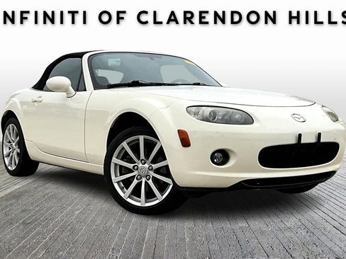 Used 2008 MAZDA MX-5 Miata Touring image 1