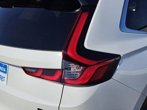 Used 2023 Honda CR-V Sport image 9