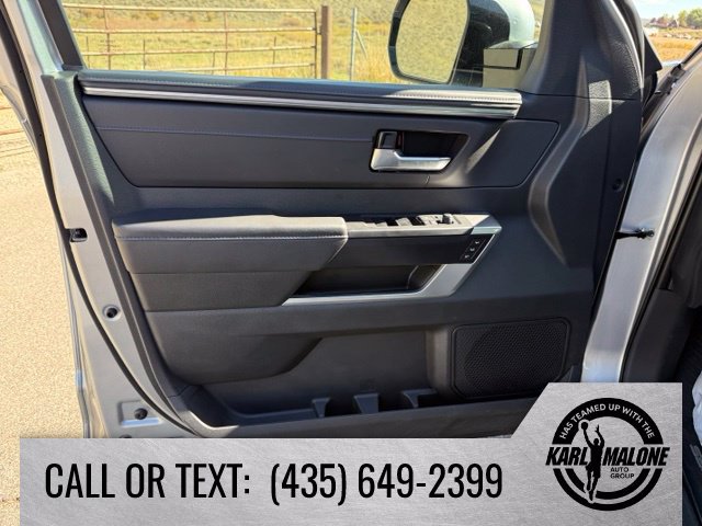 Used 2024 Toyota Sequoia Platinum AWD/4WD image 13