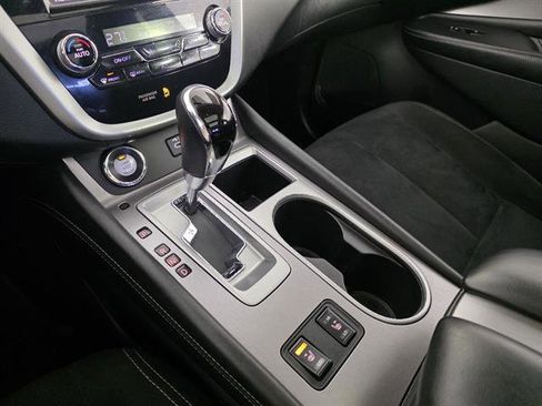 Used 2019 Nissan Murano SV image 39