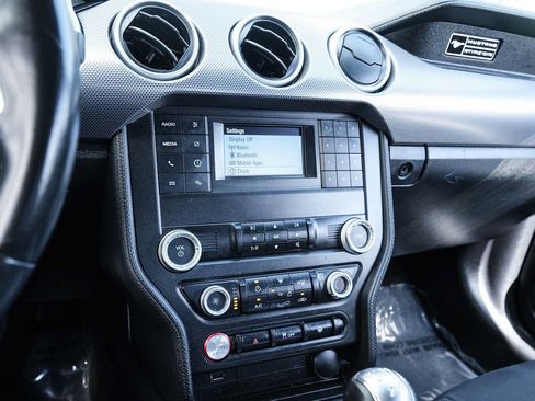 Used 2020 Ford Mustang GT RWD image 20