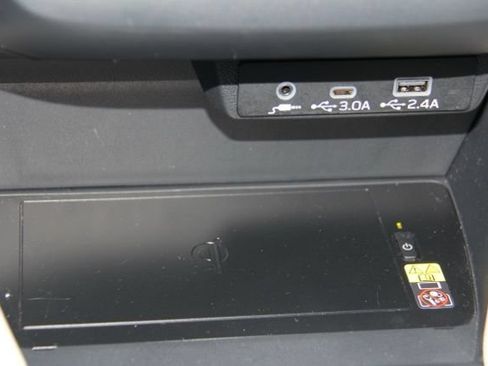 Certified 2025 Subaru Forester Limited AWD/4WD image 28