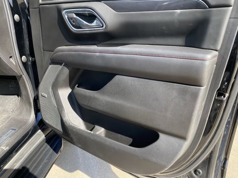 Used 2021 Chevrolet Tahoe RST w/ Luxury Package image 6