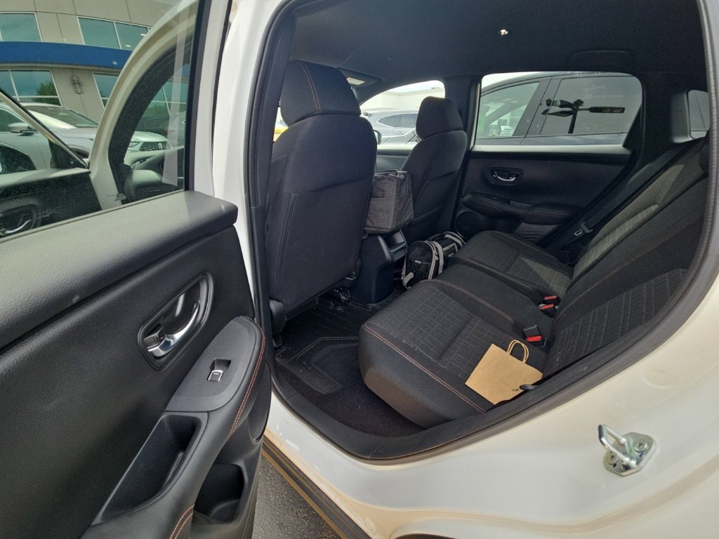 Used 2023 Honda HR-V Sport image 7