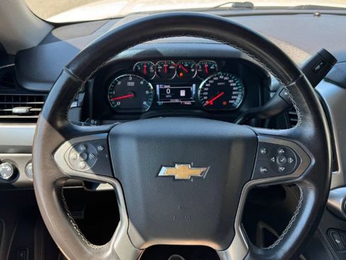 Used 2018 Chevrolet Suburban LT AWD/4WD image 10