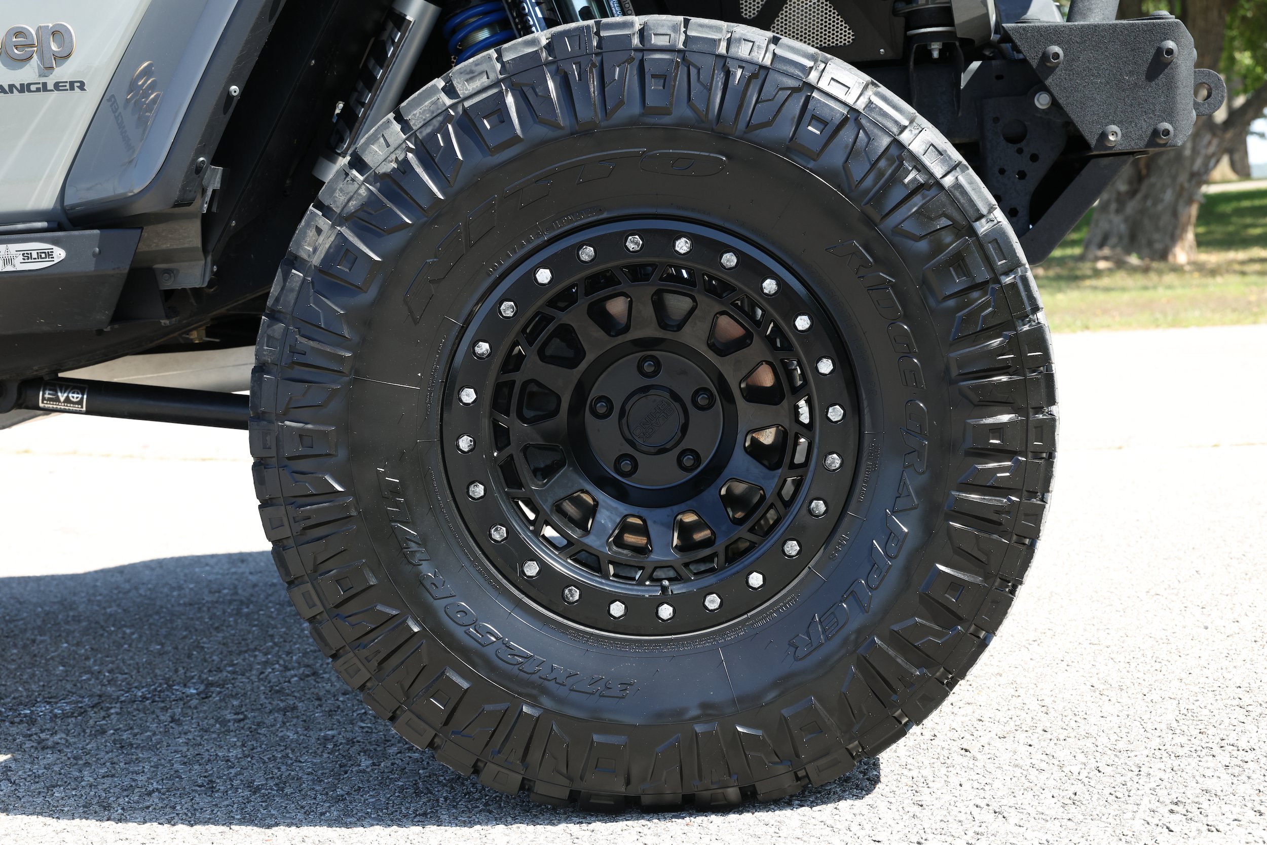 Used 2023 Jeep Wrangler Unlimited Rubicon 392 w/ Trailer Tow Package AWD/4WD image 20