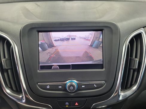 Used 2022 Chevrolet Equinox LT image 17