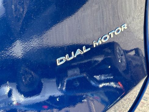 Used 2023 Tesla Model Y Long Range AWD/4WD image 6