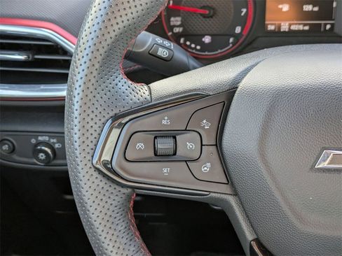 Used 2023 Chevrolet TrailBlazer RS w/ Sun and Liftgate Package image 19