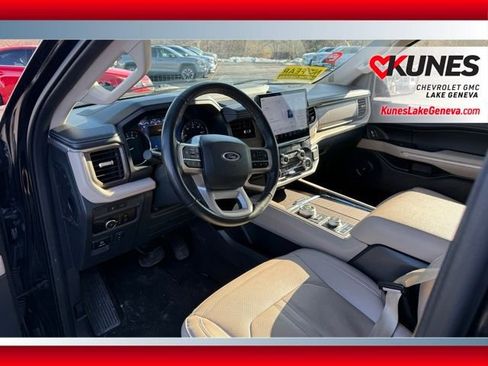 Used 2024 Ford Expedition Max Limited image 16