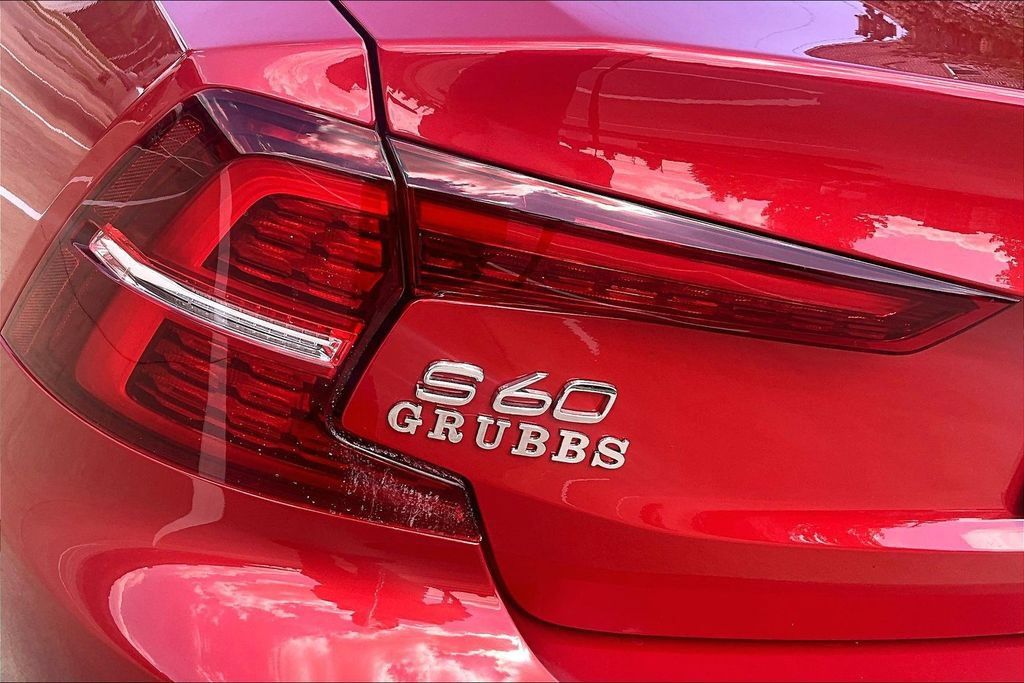 Used 2024 Volvo S60 T8 Ultimate w/ Climate Package AWD/4WD image 40