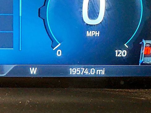 Used 2025 Ford F150 Lightning XLT image 14