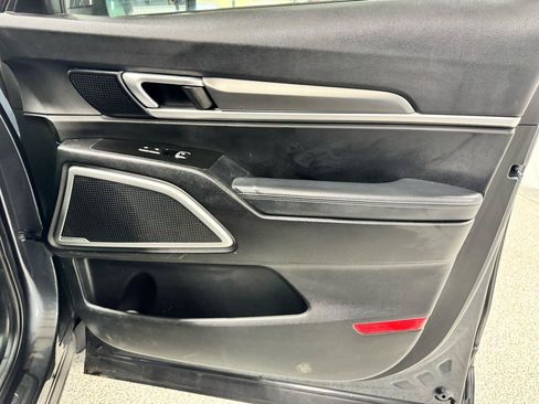 Used 2020 Kia Telluride S FWD image 17
