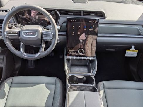 New 2026 GMC Terrain AT4 w/ Convenience Package III image 15