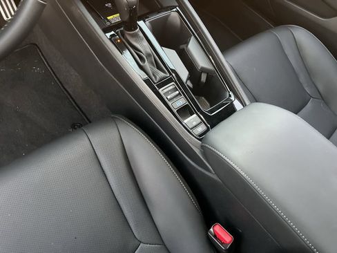 Used 2025 Honda Accord Sport image 21