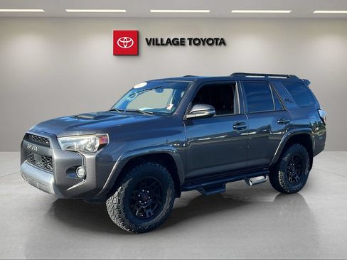 Certified 2021 Toyota 4Runner TRD Off-Road Premium w/ Moonroof Package AWD/4WD image 1