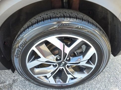 Used 2021 Kia Sportage EX image 6