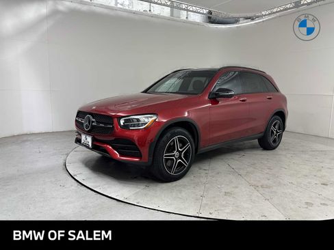 Used 2022 Mercedes-Benz GLC 300 4MATIC image 1