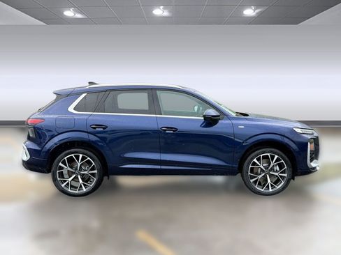 New 2026 Audi Q3 quattro 2.0T AWD/4WD image 8