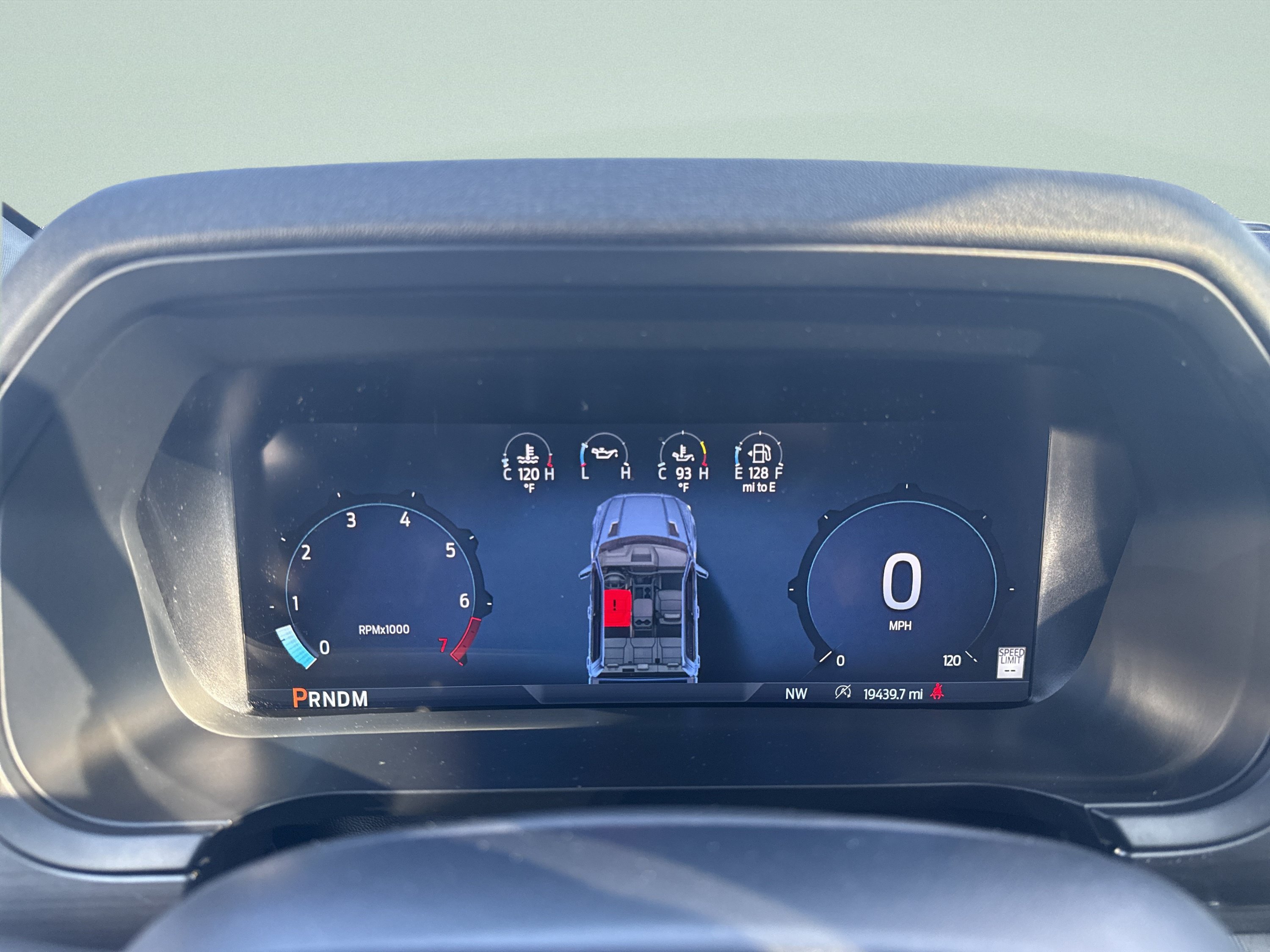 Used 2025 Ford F150 Lariat AWD/4WD image 13