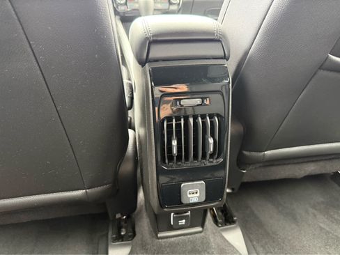 Used 2026 Jeep Compass Limited AWD/4WD image 26