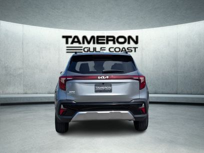 Used 2026 Kia Seltos EX w/ EX Sunroof Package
