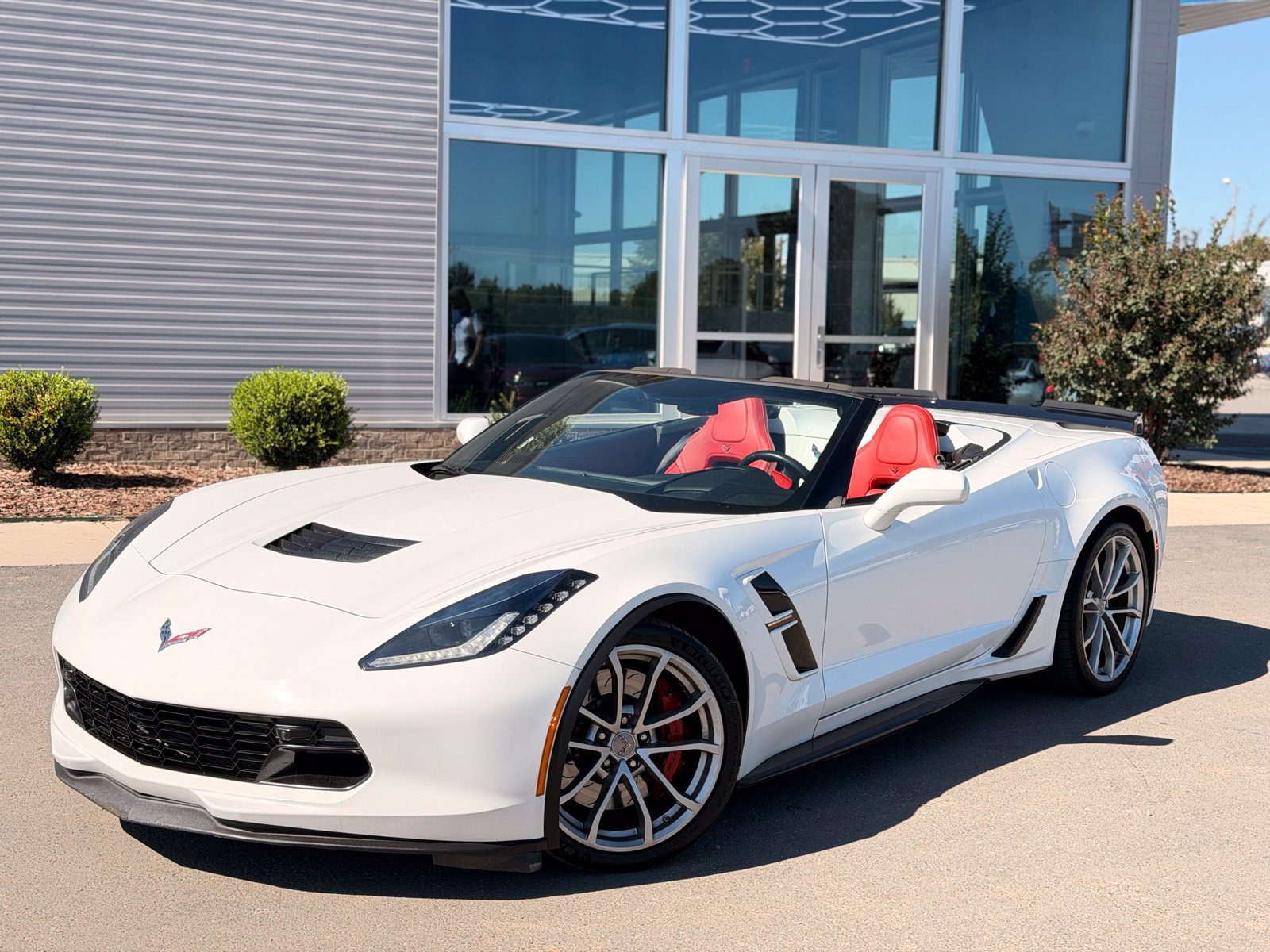Used 2017 Chevrolet Corvette Grand Sport RWD image 4