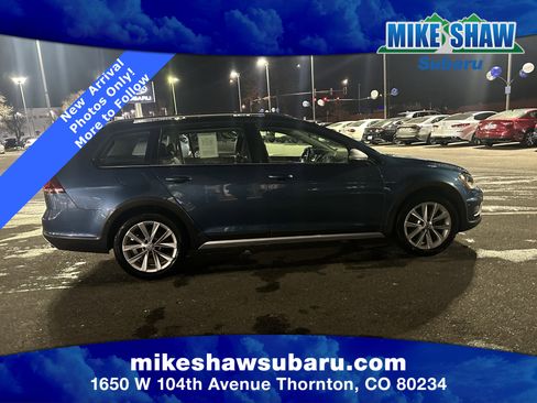 Used 2017 Volkswagen Golf Alltrack SE image 19