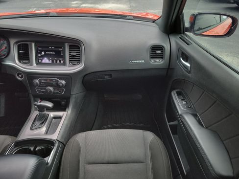Used 2022 Dodge Charger SXT w/ Blacktop Package RWD image 20