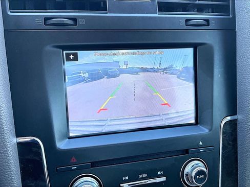 Used 2017 Lincoln Navigator Select image 25