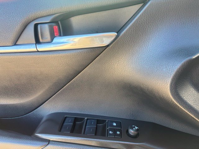Used 2023 Toyota Camry SE w/ Convenience Package FWD image 24