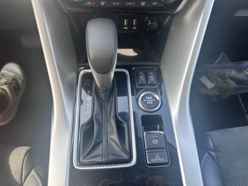 Used 2025 Mitsubishi Eclipse Cross SE AWD/4WD image 15