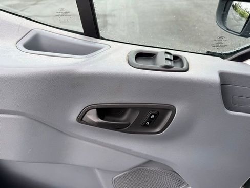 Used 2018 Ford Transit 250 138 image 16