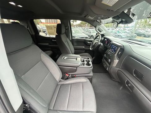 Used 2025 Chevrolet Silverado 1500 Custom Trail Boss AWD/4WD image 23