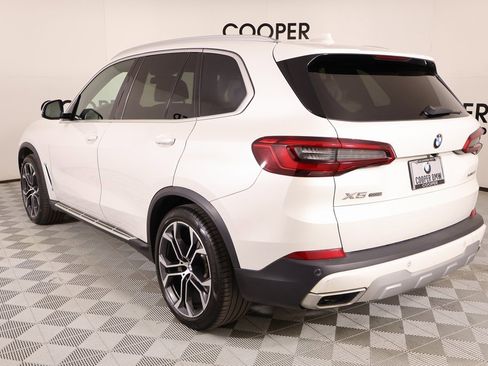 Used 2019 BMW X5 xDrive50i w/ Executive Package image 25