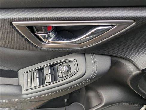 Used 2020 Subaru Forester Limited w/ Popular Package #3 image 10