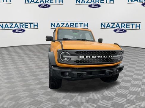 Used 2022 Ford Bronco Badlands w/ Sasquatch Package image 3
