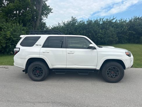 Used 2022 Toyota 4Runner TRD Pro AWD/4WD image 14