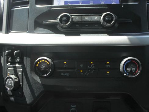 Used 2022 Ford F150 XLT image 18